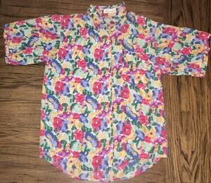 Naked Silk Women’s Multicolor Floral Silk Short Sleeve Button-Up Shirt Size M